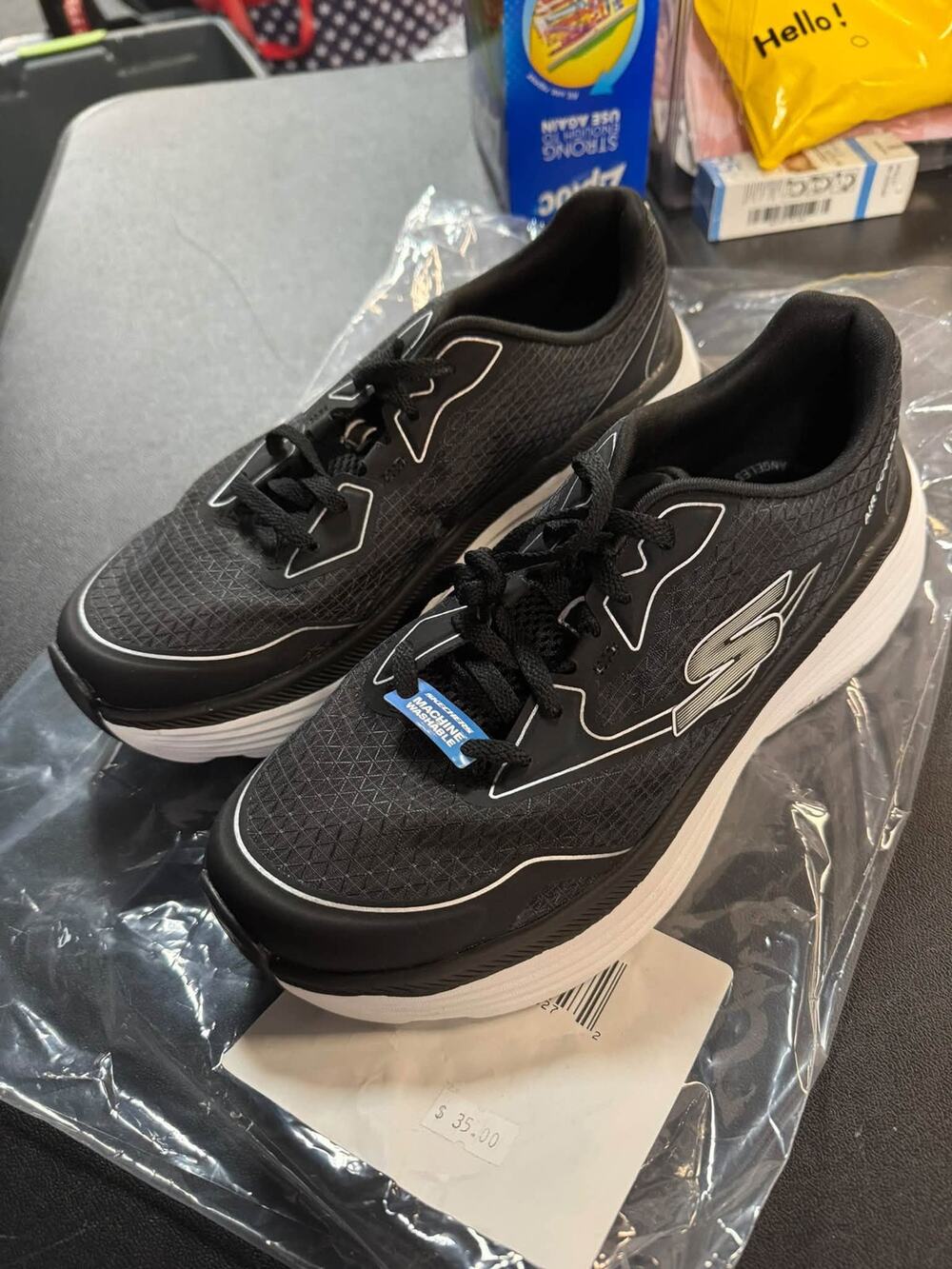 New Ladies Skechers Max Cushioning Endeavour Galloway - Size 7
